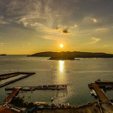 Hotel Jesselton Quay Sea View Kota Kinabalu Esterno foto