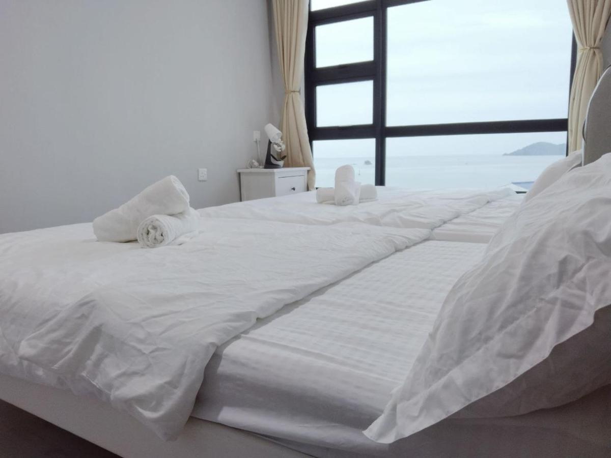 Hotel Jesselton Quay Sea View Kota Kinabalu Esterno foto
